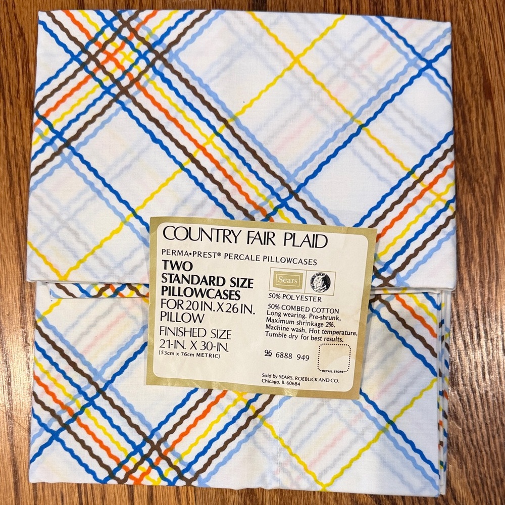 NWT, Vintage Sears set of 2 Country Fair Plaid Percale Pillowcases MCM